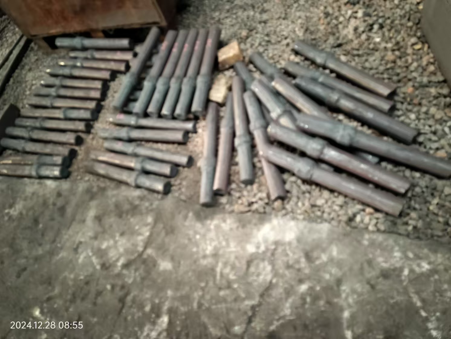 クラッシャーハンマーの鋳造と鍛造の違いは何ですか？